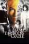 Nonton Film The Hand that Rocks the Cradle (1992) Sub Indo