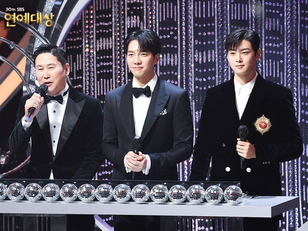 Nonton SBS Entertainment Awards (2020) Sub Indo