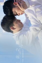 Nonton Film At The Moment (2020) Sub Indo